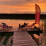 Kemping Caravana Juliana Hobby 545 Z Widokiem Na Jezioro Swaderki