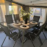 Kemping Caravana Juliana Hobby 545 Z Widokiem Na Jezioro *