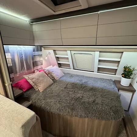 Caravana Juliana Hobby 545 Z Widokiem Na Jezioro *